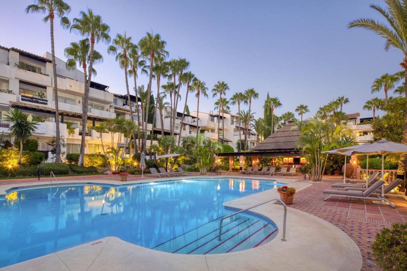 Apartment Elegant 3- Bedroom In Puente *