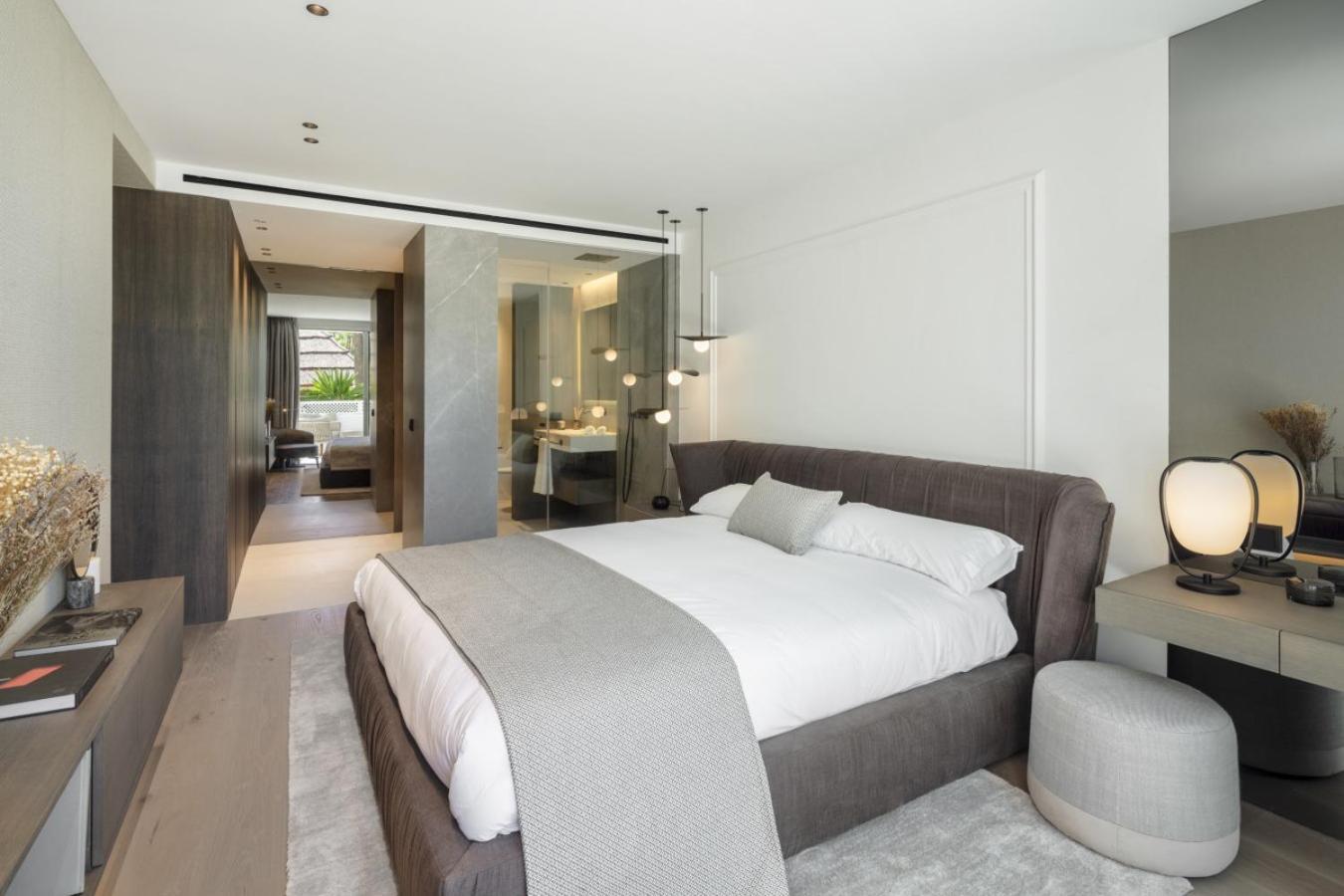 Elegant 3- Bedroom In Puente